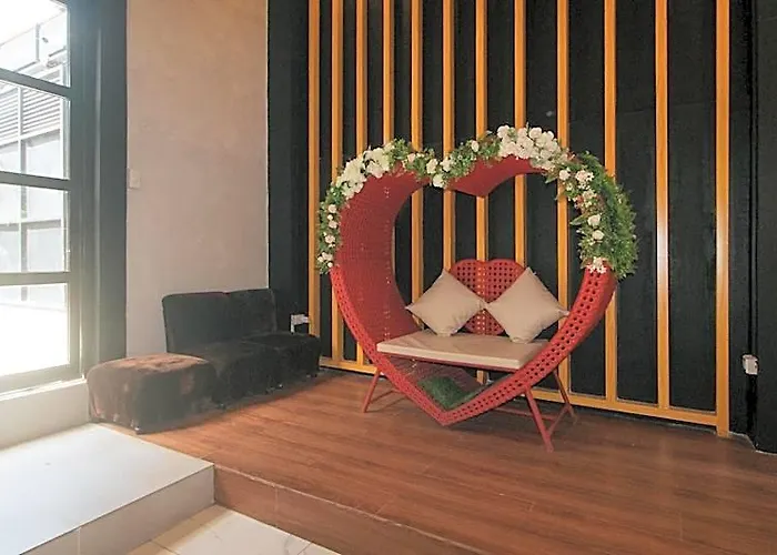 Reddoorz At Walk Apartelle Antipolo 马尼拉